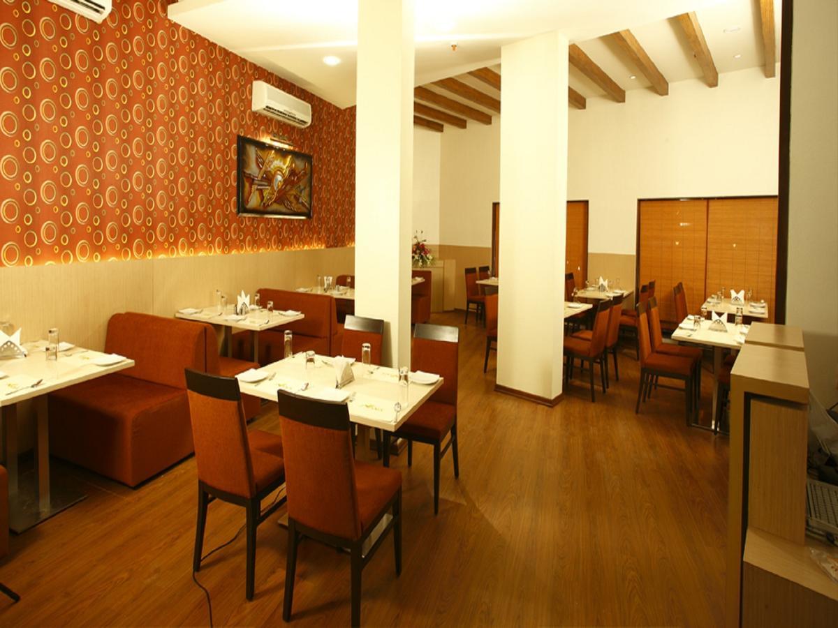 Motel Visava Mahad Екстер'єр фото